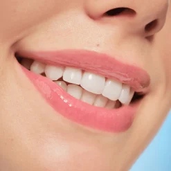 essence Brillo De Labios><noscript><img width=