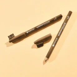 essence Cejas><noscript><img width=