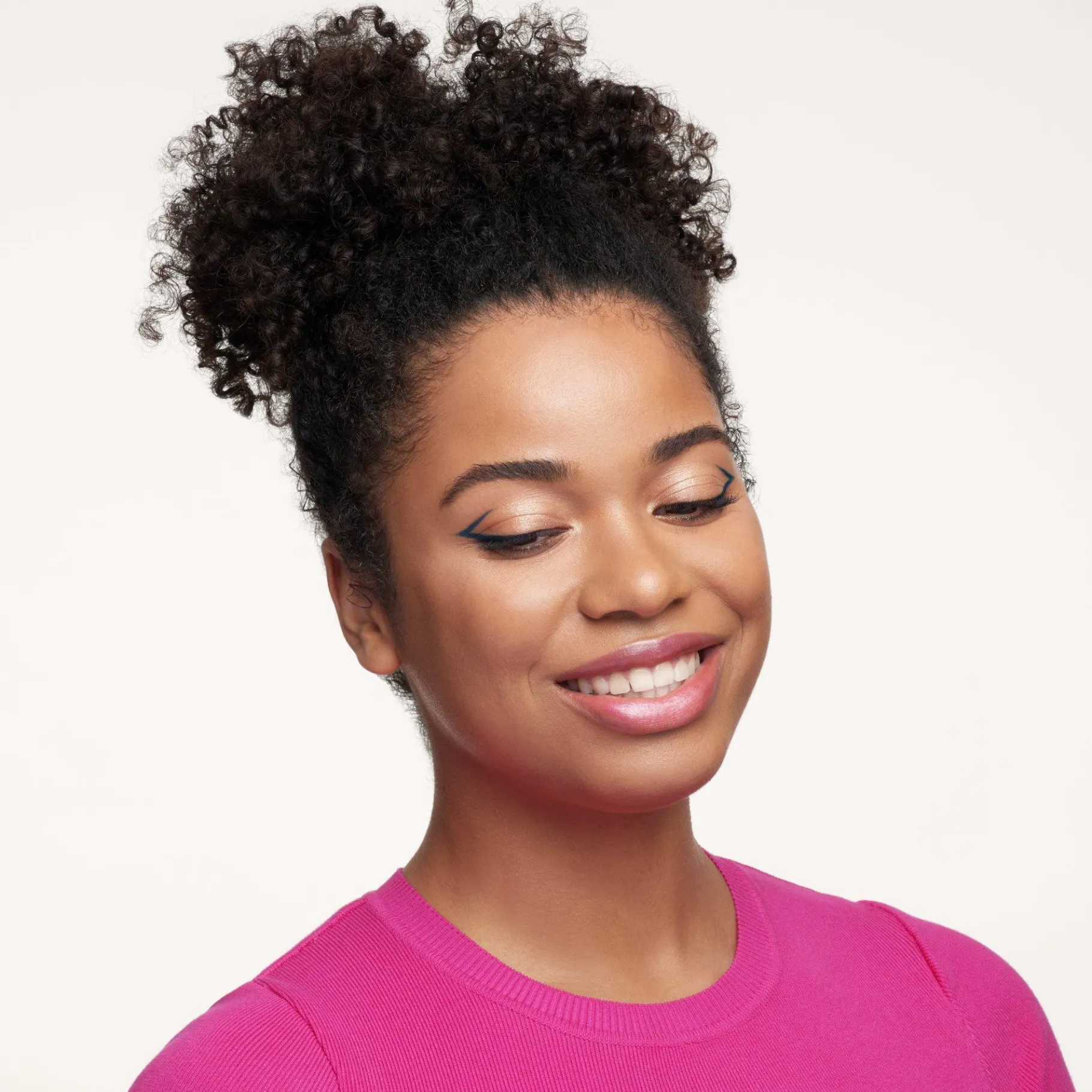 essence Eyeliner Y Lápices De Ojos>EYELINER GEL STAY & PLAY