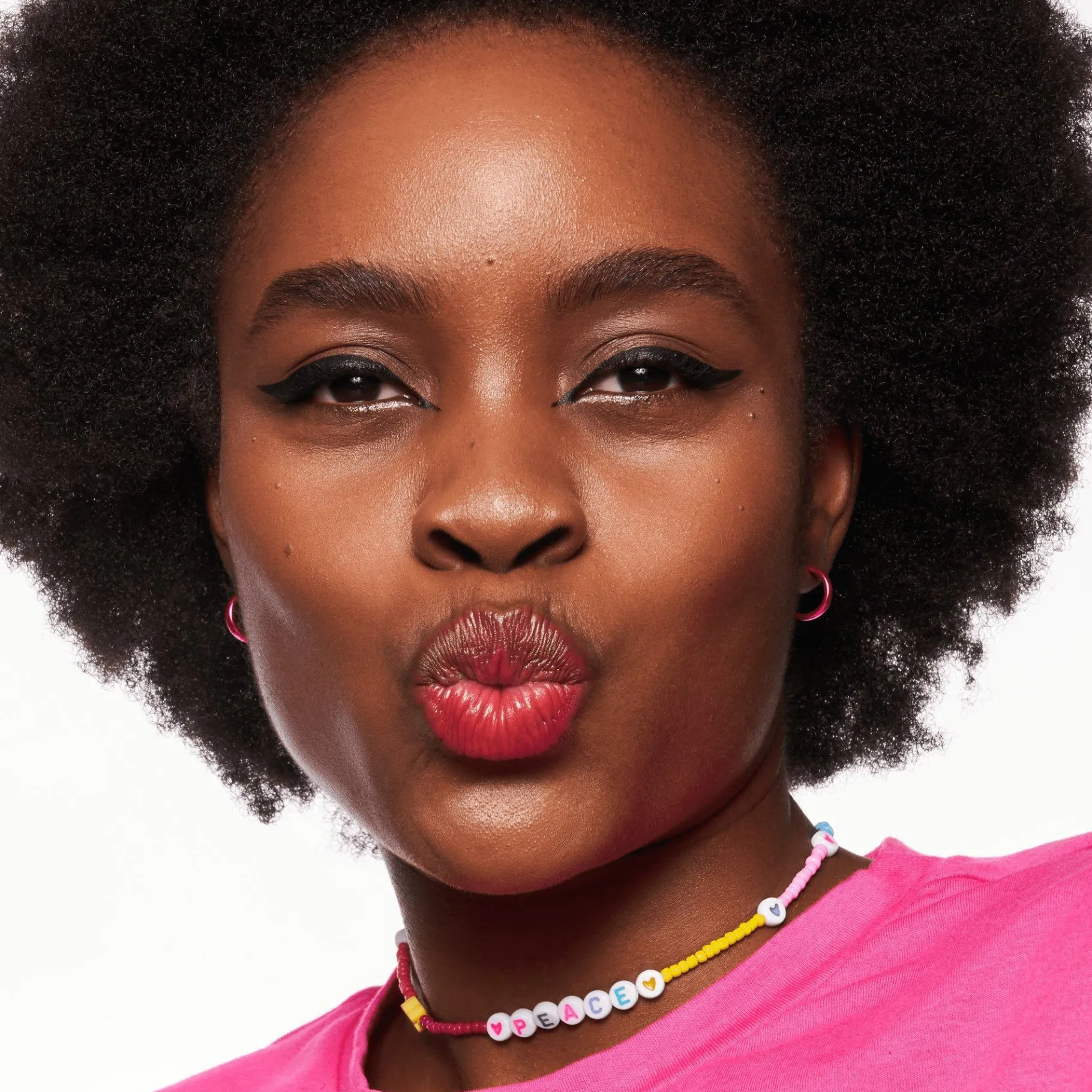 essence Perfilador De Labios>8h MATTE comfort perfilador de labios