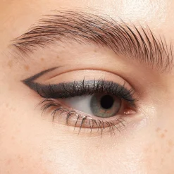 essence Eyeliner Y Lápices De Ojos><noscript><img width=