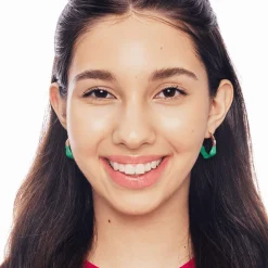 essence Cejas><noscript><img width=