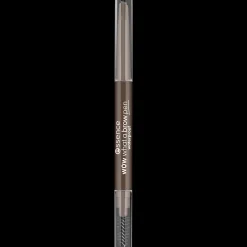 essence Cejas><noscript><img width=